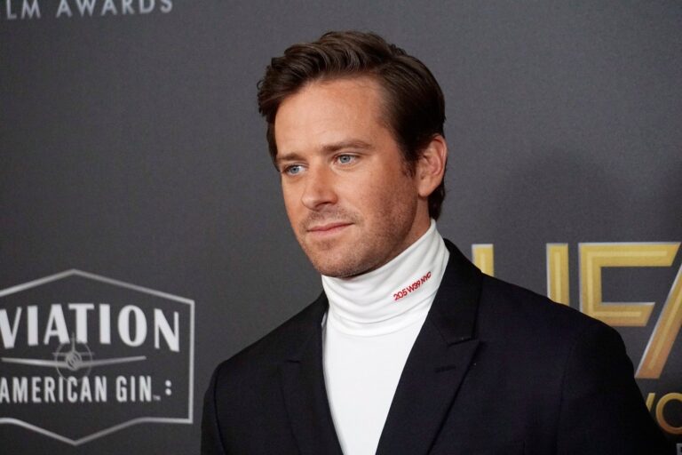 Armie Hammer en una escena de la película Citizen Vigilante