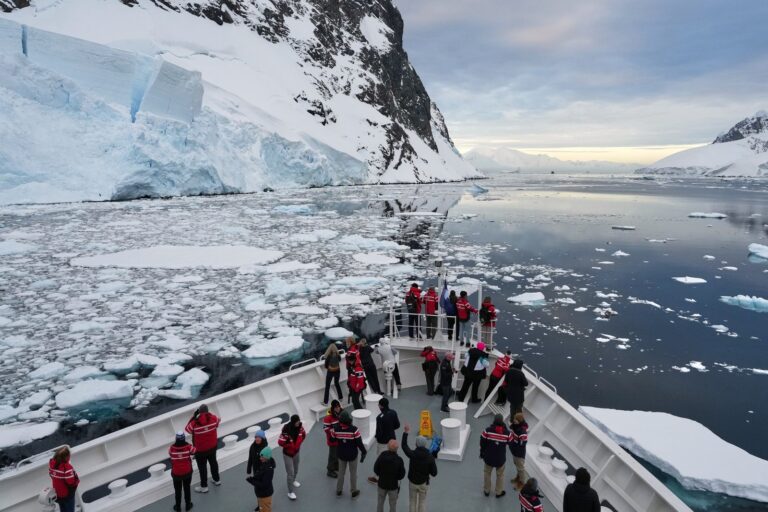 Glaciares y hielo en la Antártida