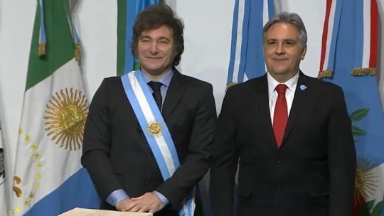 Córdoba anticipo coparticipación 400.000 millones