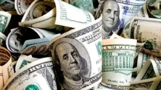 Gráfico con cotizaciones de dólar blue y oficial al 29 de julio