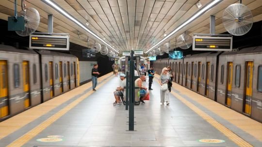 Mapa de la red de subtes de Buenos Aires con las líneas A, B, C, D, E, H y Premetro