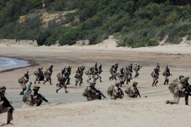 Soldados estadounidenses en base militar de Rota, España