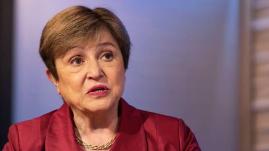 Kristalina Georgieva y Luis Caputo en conferencia de prensa