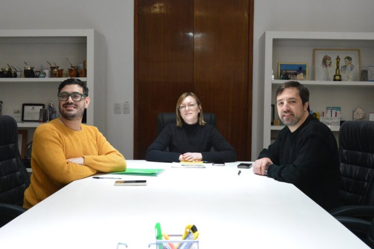 Intendente de Saavedra Matías Nebot durante jornada de prevención de adicciones