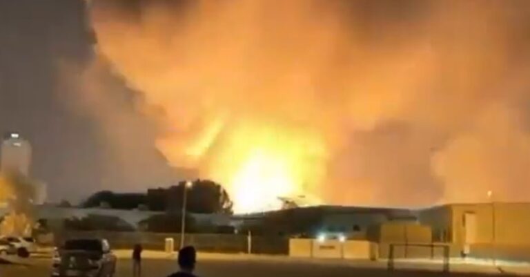 Base militar de EE.UU. en Bahréin atacada por misiles iraníes