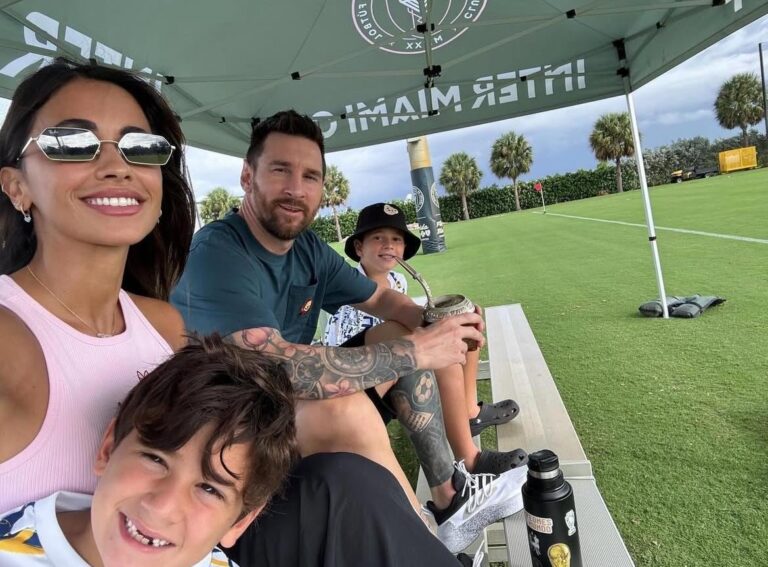 Fachada de la casa de Lionel Messi en Fort Lauderdale, urbanización Bay Colony