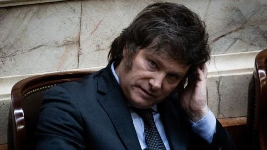 Gráfico con datos de aprobación de la gestión de Javier Milei