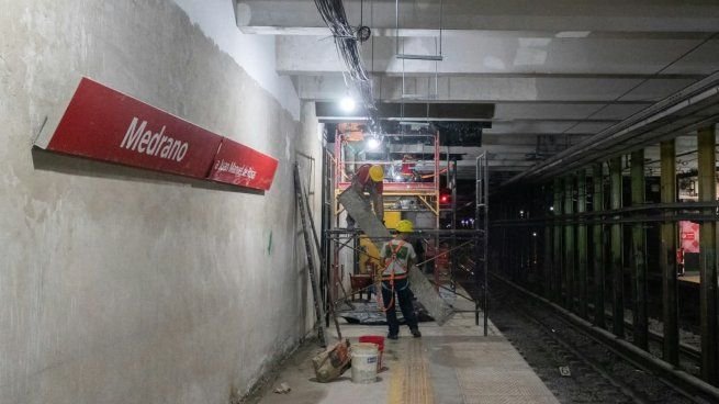 Estación Medrano de la línea B de subtes cerrada por obras de renovación