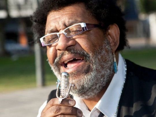 Rubén Rada en un escenario