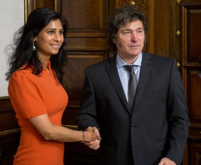 Gita Gopinath, ex subdirectora del FMI