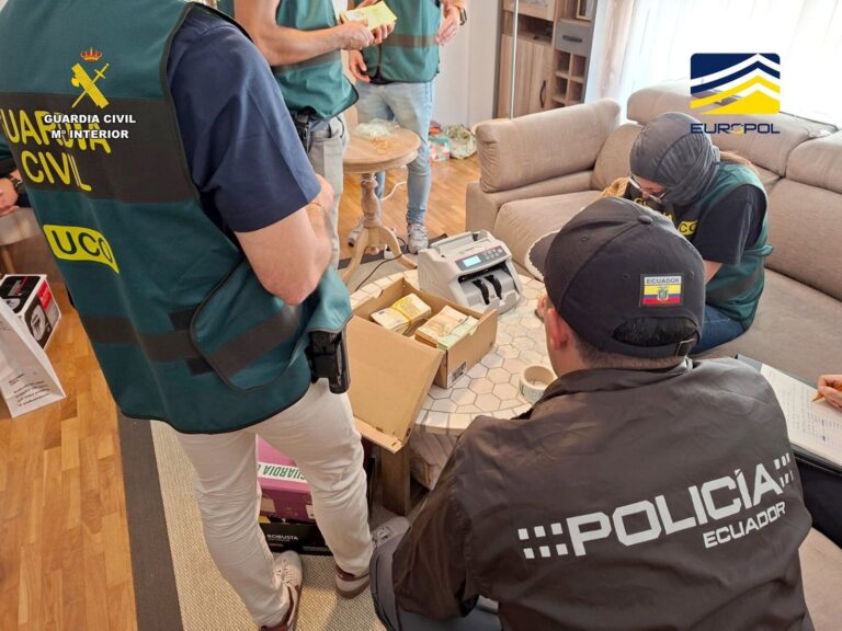 Imagen referencial de la incautación de cocaína en contenedores
