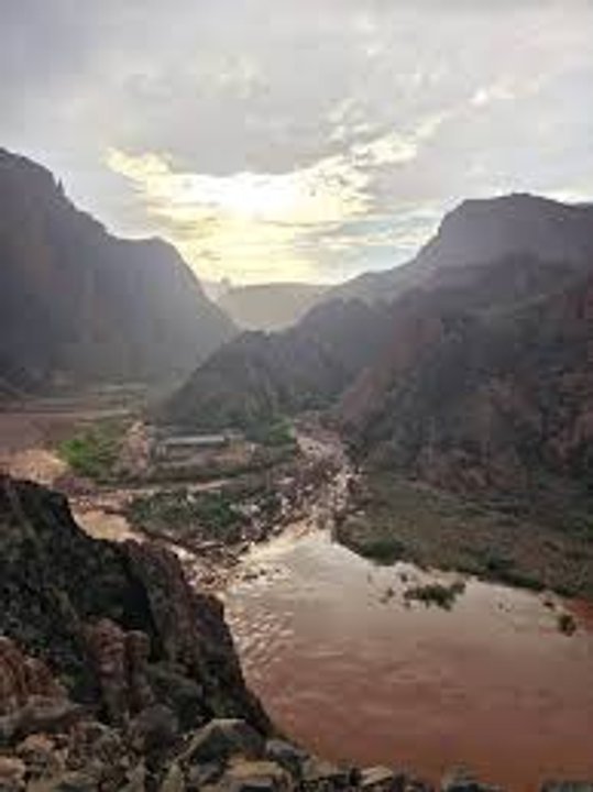 Vista del Gran Cañón en Arizona tras la inundación
