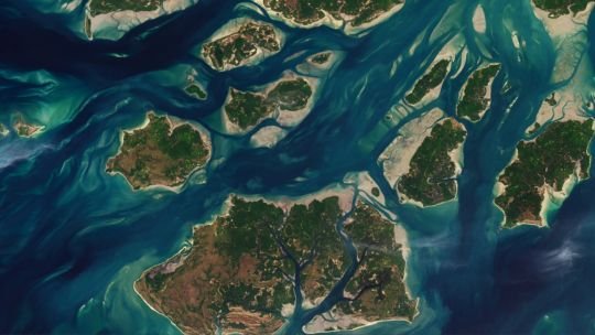 Imagen satelital de las aguas mareales en la costa de Guinea-Bissau