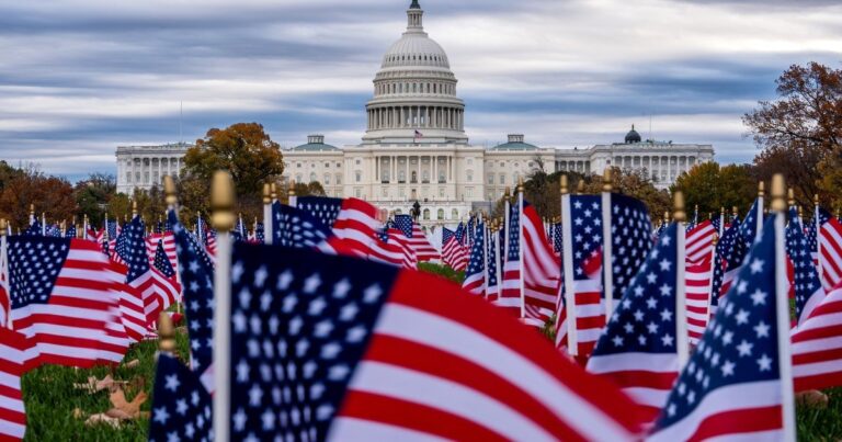 Banderas de Estados Unidos y Canadá