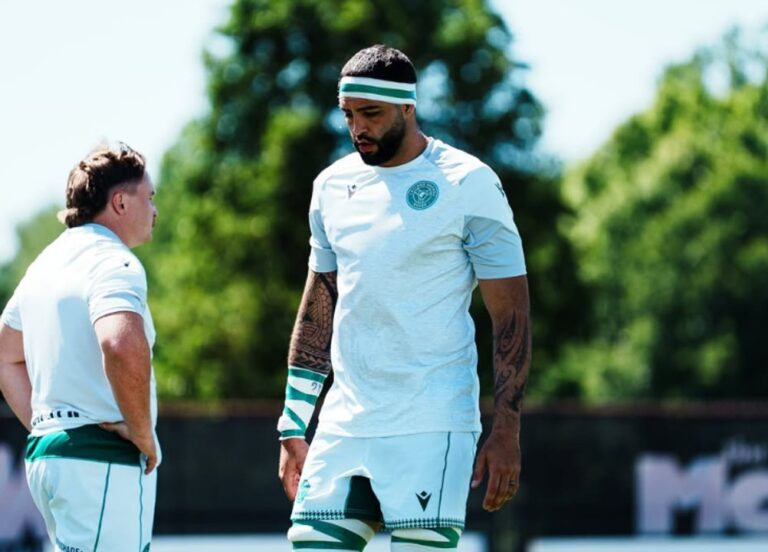Tomás Casares jugando al rugby con la camiseta de Estados Unidos