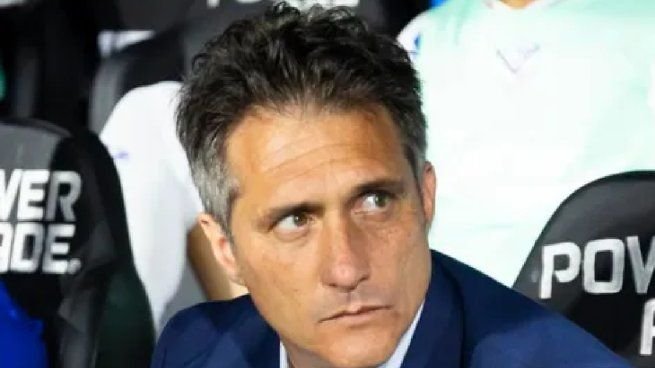 Milton Giménez durante un partido con la camiseta de Boca Juniors