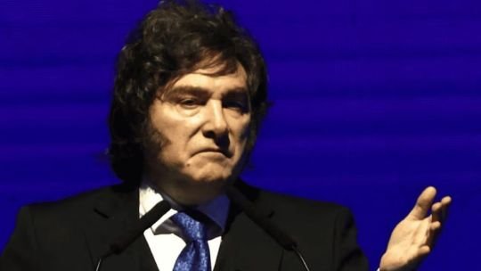Analistas económicos debaten sobre políticas que sobrevivirían a un cambio de gobierno en Argentina